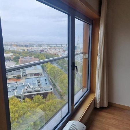 Amazing Apartment In Lisboa Extérieur photo