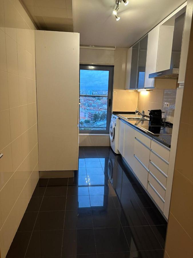 Amazing Apartment In Lisboa Extérieur photo
